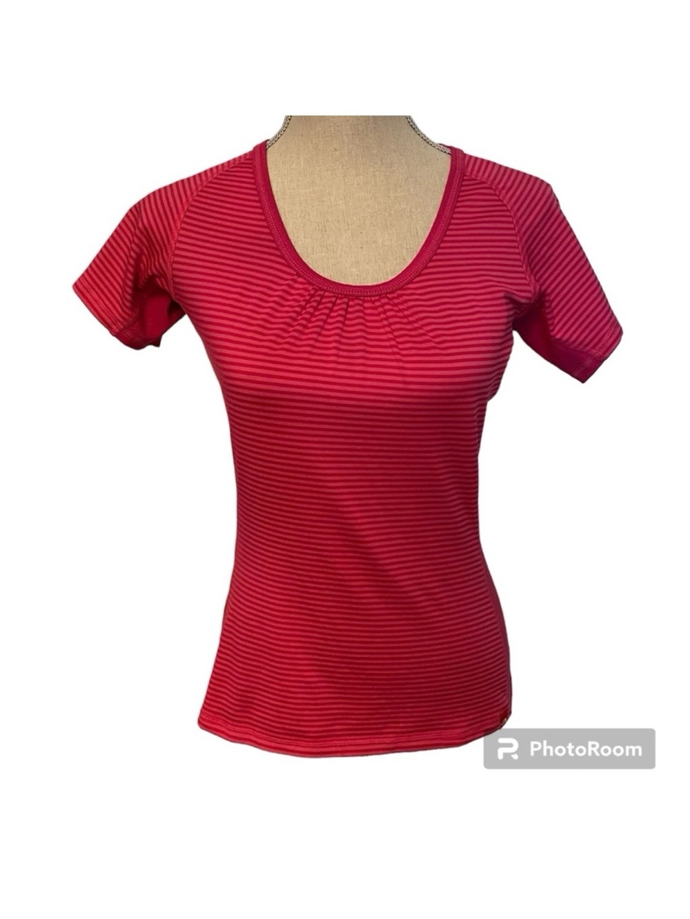 THE NORTH FACE TOP TEE SHORT SLEEVE SCOOP NECK PINK STRIPE SIZE S ACTIVE